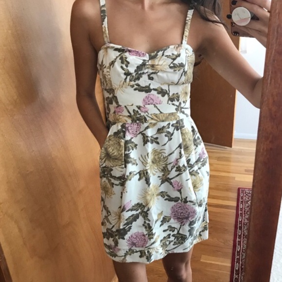 Aritzia Dresses & Skirts - Beautiful Wilfred dress